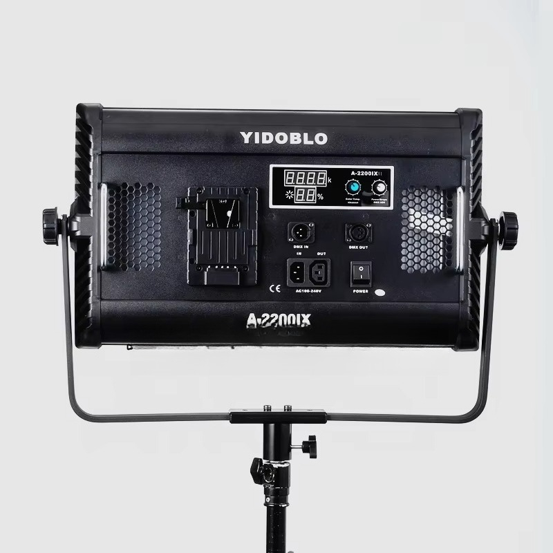 Yidoblo A-2200IIX Chińska Lamp – Photography Lighting recenzja i cena