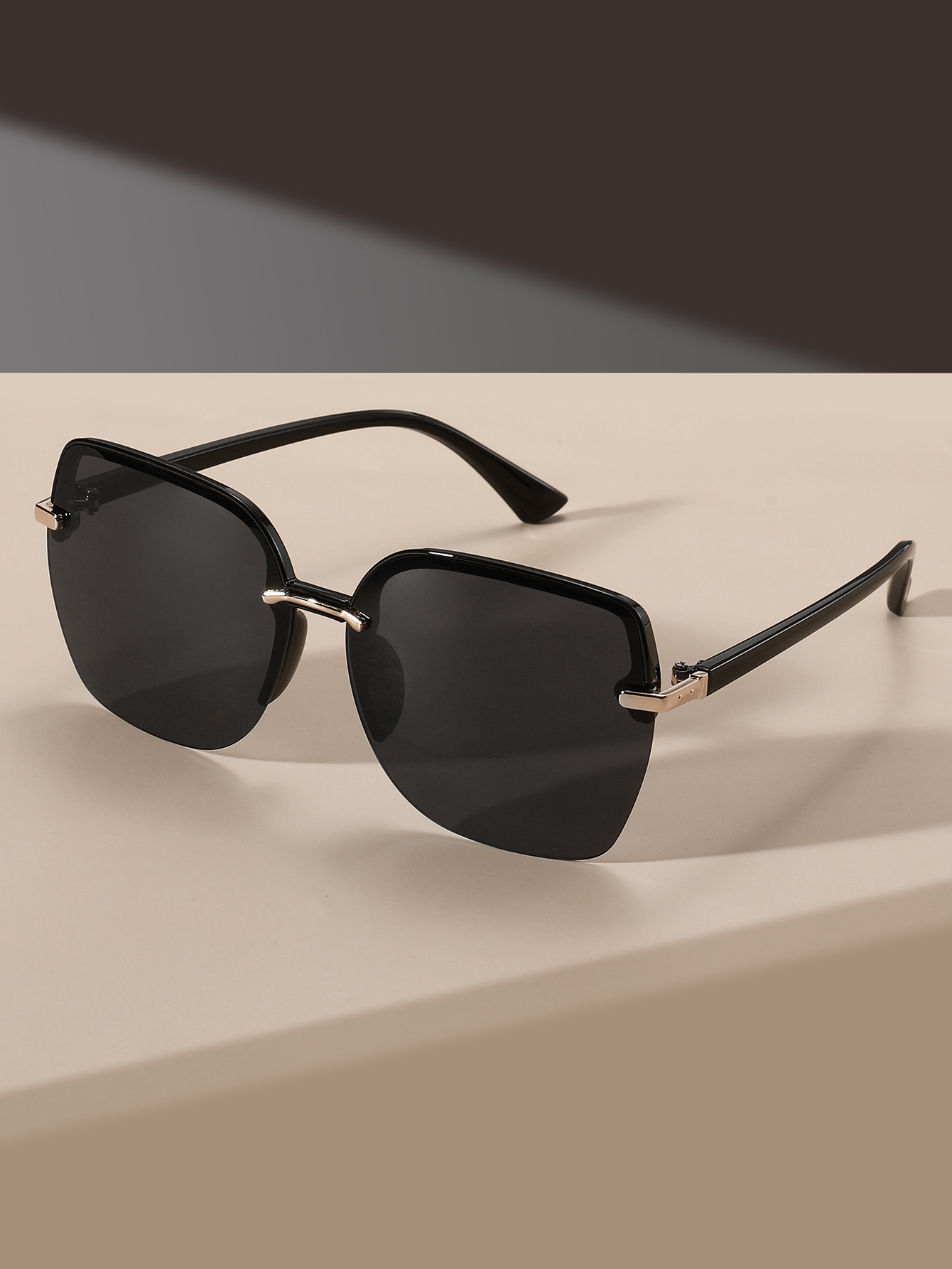 Okulary w stylu retro, minimal – Photography Framing recenzja i cena